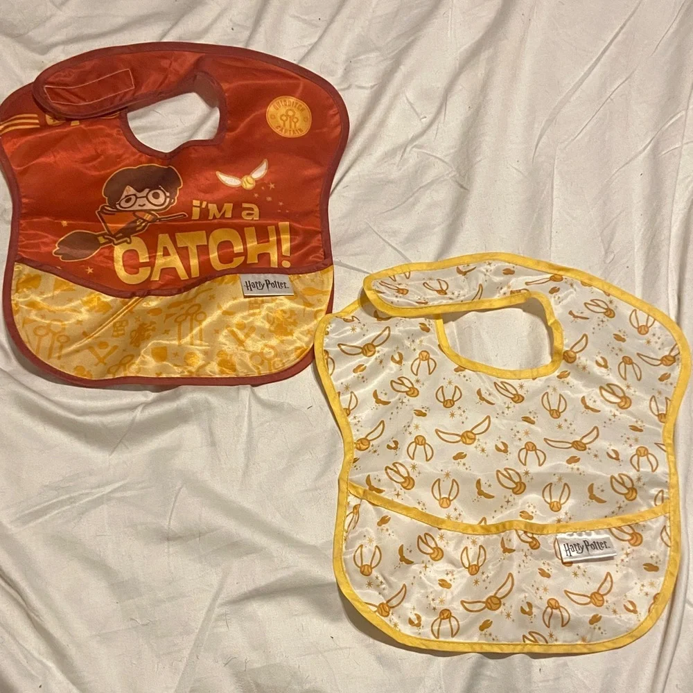 🧡 baby’s Harry Potter waterproof bibs set of 2